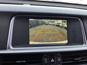 Berline d'occasion Hyundai K5 2019, blanche, économique, durable, essence, conduite à gauche, idéale pour les trajets quotidiens - Product Image 5