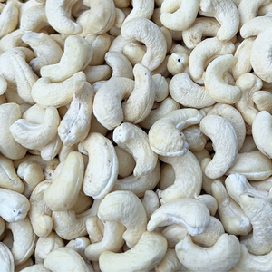 Venta Caliente de Nueces de Anacardo Crudas de Alta Calidad al por Mayor, Nueces de Anacardo Ww240 Premium de Vietnam, OEM, ODM - Product Image 1