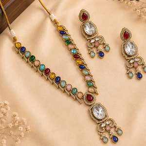 Ensemble collier et boucles d'oreilles ethniques pour femmes JeweleMarket, plaqué or, avec cristaux Meenakari et strass multicolores, pour mariage - Product Image 1