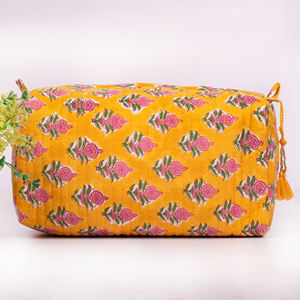 Sacs à maquillage en coton faits à la main pour le rangement, trousse de toilette haut de gamme, organiseur de cosmétiques personnalisé, pochette durable, imperméable et réutilisable - Product Image 3