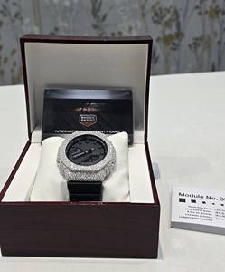 Boîtier de montre GM2100 style Hip Hop, serti de diamants Moissanite VVS, affichage numérique, nouvelle mode - Product Image 3