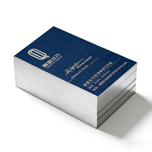 Tarjetas de Visita de Lujo Personalizadas en Negro con Grabado en Relieve y Estampado en Dorado, Papel Grueso con Logotipo Personalizado, Diseño de Alta Gama - Product Image 1