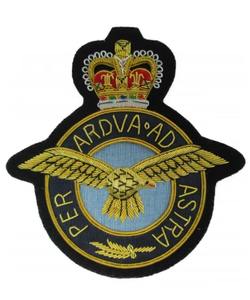 Parche Bordado a Mano Personalizado con Hilo Metálico para Uniformes, Blazers, Moda y Uso Ceremonial | Proveedor OEM - Product Image 6