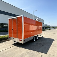Remorque alimentaire carrée avec cuisine complète, camion de restauration mobile remorquable pour café, pizza, snacks, barbecue et service de boissons mobiles