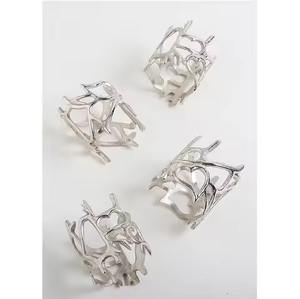 Durable <b>Metal</b> Napkin <b>Ring</b> <b>for</b> Restaurant Dining Table Service - Product Image 2