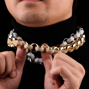 Best Selling 14K <b>Solid</b> Gold Customized Cuban Chain Trendy Hip Hop Design with Moissanite Diamond Main Stone for Engagement Gift - Product Image 5