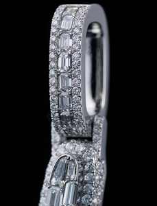 จี้โมอิสซาไนต์สั่งทำขายส่ง สไตล์ฮิปฮอป ประดับเพชร VVS สำหรับผู้ชาย ตัวอักษรย่อ ตัวอักษรภาษาอังกฤษ เงินแท้ 925 จี้โมอิสซาไนต์ - Product Image 4