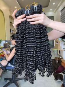 Extension de cheveux humains bruts vietnamiens Loose Wavy Lace Front Wig 300g 100% Perruque de cheveux humains vietnamiens - Product Image 2