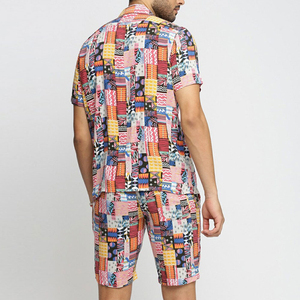 Ensemble deux pièces en coton respirant imprimé grande taille pour homme, style décontracté urbain, t-shirts et shorts, personnalisable OEM - Product Image 3