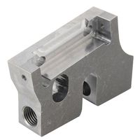 Fabricante Chino de Piezas CNC Personalizadas: Extremo de Varilla de Acero al Carbono 1045 Forjado y Mecanizado por CNC para Cilindros Hidráulicos
