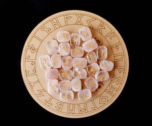 Ensemble de runes Wiccan en quartz rose naturel, 13 pierres, agate, pierres précieuses, fabrication artisanale, qualité supérieure, style Feng Shui, guérison Reiki - Product Image 2