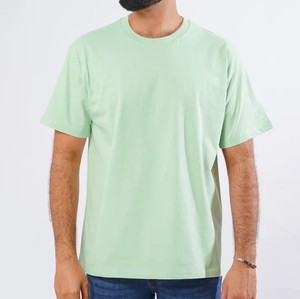 เสื้อยืดผู้ชายสีเขียวอ่อนคุณภาพสูง ผ้าฝ้าย 100% เนื้อผ้าวอร์สเตด ระบายอากาศได้ดี แห้งเร็ว ผลิตตามสั่ง ขายออนไลน์ ราคาถูก - Product Image 4