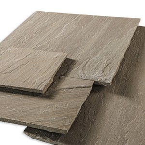 Dalles de pavage extérieur en grès vert Arena Stone Raj, finition brossée, découpées sur mesure, multi-tailles pour allées, chemins et jardins - Product Image 2