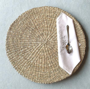 Manteles Individuales Clásicos de Pasto Marino de Primera Calidad, Inodoros, de Fibra Natural Tejida, Ecológicos, Aislantes del Calor para una Alimentación Saludable - Product Image 1