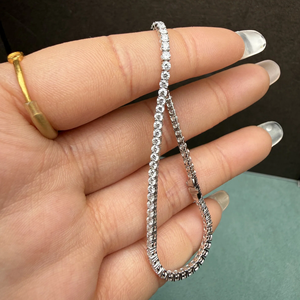 Elegante Pulsera de Diamantes Redondos con Corte Brillante, Plata 925, Clásica para Mujer, Certificada por IGI, Color D, Diamantes Cultivados en Laboratorio - Product Image 5