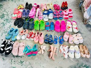 Sandalias Usadas para Niños al por Mayor, Compra al por Mayor de Sandalias Infantiles de <span class=keywords><strong>Segunda</strong></span> <span class=keywords><strong>Mano</strong></span> con Todo Tipo de Estilos - Product Image 1