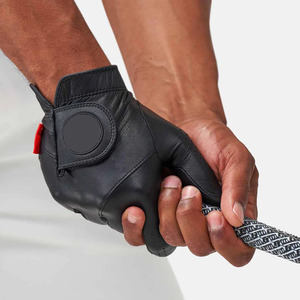 ถุงมือกอล์ฟพรีเมียมสีดำ Ikhlas หนัง Cabretta ระบายอากาศได้ดี กันลื่น จับกระชับ นุ่ม ยืดหยุ่น ประสิทธิภาพสูง แบบสวม - Product Image 3