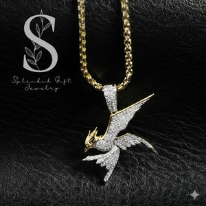Pendentif Aigle en Argent 925 Personnalisé Style Urbain avec Diamants Moissanite, Vente en Gros - Product Image 1