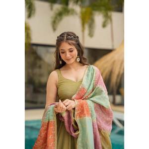 ชุดราตรีออกแบบสำหรับงานปาร์ตี้ plazzo dupatta - Product Image 6