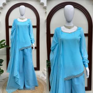 Conjunto de diseñador con top de georgette sintético con bordado intrincado, lentejuelas y calado, pantalón palazzo de corte bootcut y dupatta cosida. - Product Image 4
