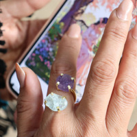Bague en spirale à double pierre à la mode aigue-marine et améthyste finition or bague réglable à la main pour les femmes