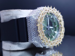 นาฬิกาหรูหราประดับเพชรโมอิสซาไนต์สีน้ำเงิน หน้าปัดยาง คริสตัลแซฟไฟร์ พร้อมใบรับรอง GRA ระดับ VVS สี D - Product Image 3