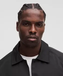 Veste Coach Homme Noire avec Fermeture Éclair, Patchwork Camouflage, Tissu Polyester Imperméable et Respirant, Design Classique Boutonné - Product Image 5