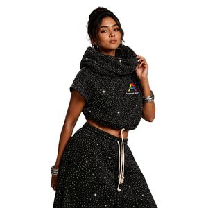 Nouveau Sweat à Capuche Court Scintillant pour Femme OEM ODM, Streetwear de Luxe Personnalisé avec Strass, Col Bénitier, Design Oversize USA - Product Image 1