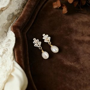Crystal Leaf Pearl Earrings Freshwater Pearl Drop Bridal Wedding Earrings Elegant Bridesmaid Gift Jewelry Women - Product Image 1