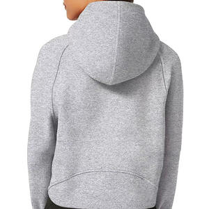 Vente en gros de sweats à capuche pour femmes de haute qualité, coupe courte, délavés à l'acide, avec impression en relief et broderie, fabrication sur mesure - Product Image 2