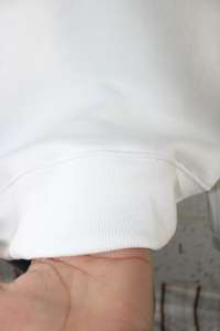 Sweat-shirt à col montant WAKE WHITE 100% coton avec broderie appliquée, col large, fils fins - Product Image 6