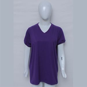 Elegante vestido camisero morado con cuello en V clásico y mangas cortas. Tela suave y transpirable. Camiseta cómoda de corte relajado. - Product Image 1