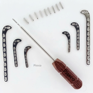 แผ่นล็อคกระดูกสัตว์ PISSCO รุ่น D สำหรับกระดูกต้นขา ขนาด 2.4-2.7 3.5 มม. พร้อมสกรูสำหรับศัลยกรรมกระดูกสัตว์ - Product Image 1