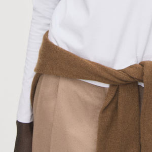 Service OEM : Conception de T-shirts à Manches Longues pour Femmes avec Logo Personnalisé, Matériaux de Haute Qualité, Conception de Logo Personnalisé 2026 - Product Image 3