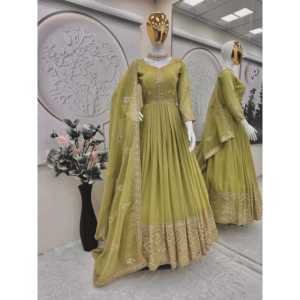 Robes de soirée de créateur Robe de soirée avec aspect élégant Dupatta - Product Image 5