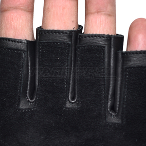 Guantes Tácticos de Medio Dedo al por Mayor, Guantes de Caza Negros con Nudillos Acolchados para Uso en Exteriores, Guantes Tácticos de Cuero Personalizados OEM - Product Image 4