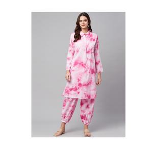 Ensemble Kurta rose de qualité supérieure pour femme avec pantalon à revers élégant pour un look ethnique au quotidien, disponible à la vente - Product Image 4