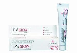 Crema Despigmentante DM Glow, la Más Demandada, Crema para el Brillo de la Piel, para Manchas Oscuras y un Tono de Piel Uniforme, Disponible para la Venta - Product Image 4