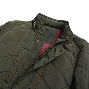 Blouson matelassé élégant pour homme avec poches, fermeture éclair, manches longues, chaud, idéal pour la ville et les sorties – Veste matelassée pour homme - Product Image 3