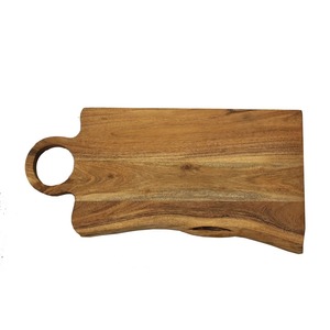 Tabla de cortar rectangular de madera con mango, tabla de cortar de cocina con vetas de madera natural - Product Image 1