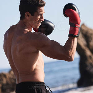 Gants de boxe en cuir de qualité supérieure, dernière conception, pour l'entraînement au combat - Product Image 4