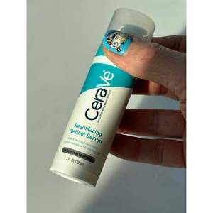 <span class=keywords><strong>Siero</strong></span> <span class=keywords><strong>viso</strong></span> <span class=keywords><strong>CeraVe</strong></span> Resurfacing Retinol, non irritante, per una pelle più liscia e una migliore luminosità cutanea - Product Image 6