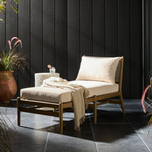 Chaise longue en teck pliable moderne artisanale, design écologique, construction durable, protection contre les intempéries, résistante aux taches - Product Image 1