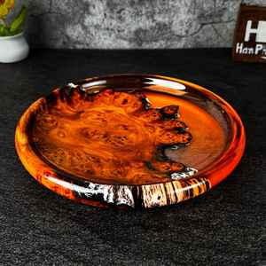 Bandeja de Resina para Joyas con Madera de Burl – Plato de Vanidad Hecho a Mano, Soporte para Anillos, Cuenco Decorativo de Resina, Decoración Única de Madera y Resina - Product Image 6