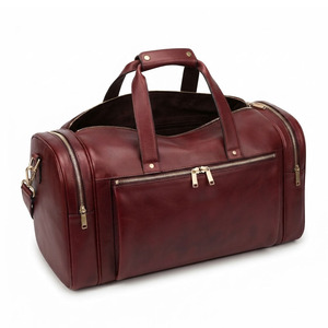Bolsa de Viaje de Cuero de Lujo para Mujer con Asas Reforzadas, Cierre de Cremallera y Diseño Elegante para Viajes Cortos - Product Image 1