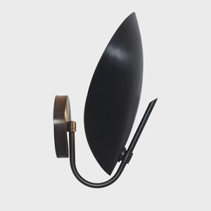 Applique murale moderne en métal avec abat-jour géométrique noir, luminaire d'intérieur pour salon, décoration de la maison, télécommandé - Product Image 3