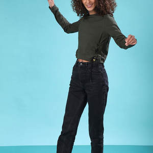 Nuevo Top Corto de Manga Larga de Primera Calidad, Color Liso, Estilo Moderno, Novedad, Top Corto de Manga Larga para Mujer - Product Image 3