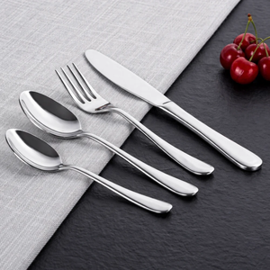 ชุดช้อนส้อมสแตนเลสน่ารักแบบพกพา ไม่มีกล่องสีชมพู สำหรับรับประทานอาหาร - Product Image 6