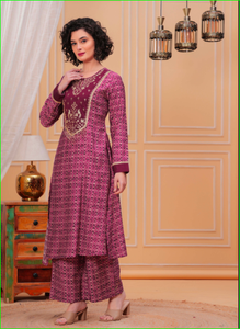 Conjunto de Kurta Asimétrica Bordada con Zari para Mujer - Product Image 6