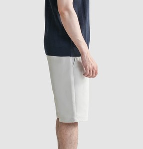 Shorts Bermuda Blancs Unis pour Hommes, Taille Mi-Haute, Fermeture à Cordon, Séchage Rapide, Style Décontracté, en Polyester Tissé - Product Image 3